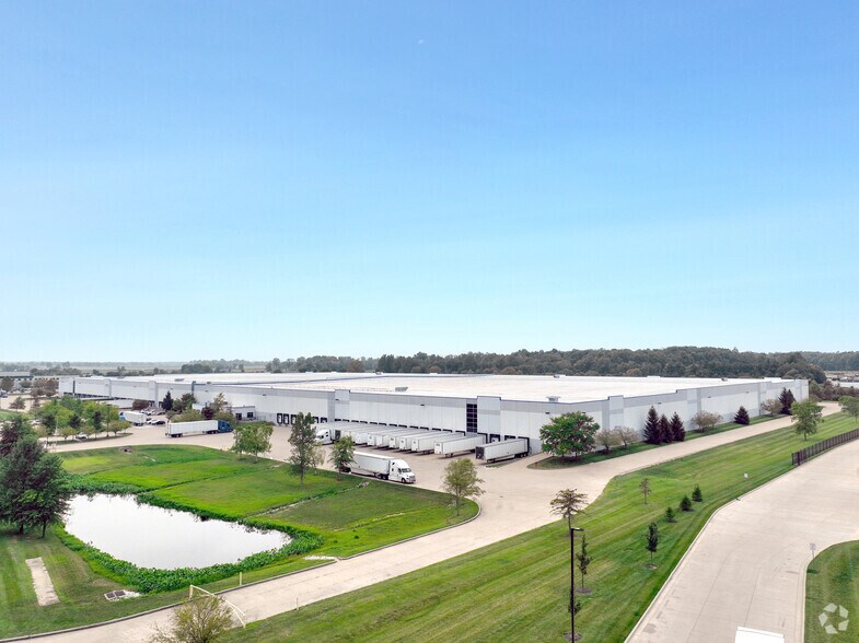 500 Bartram Pky, Franklin, IN for sale - Primary Photo - Image 1 of 1