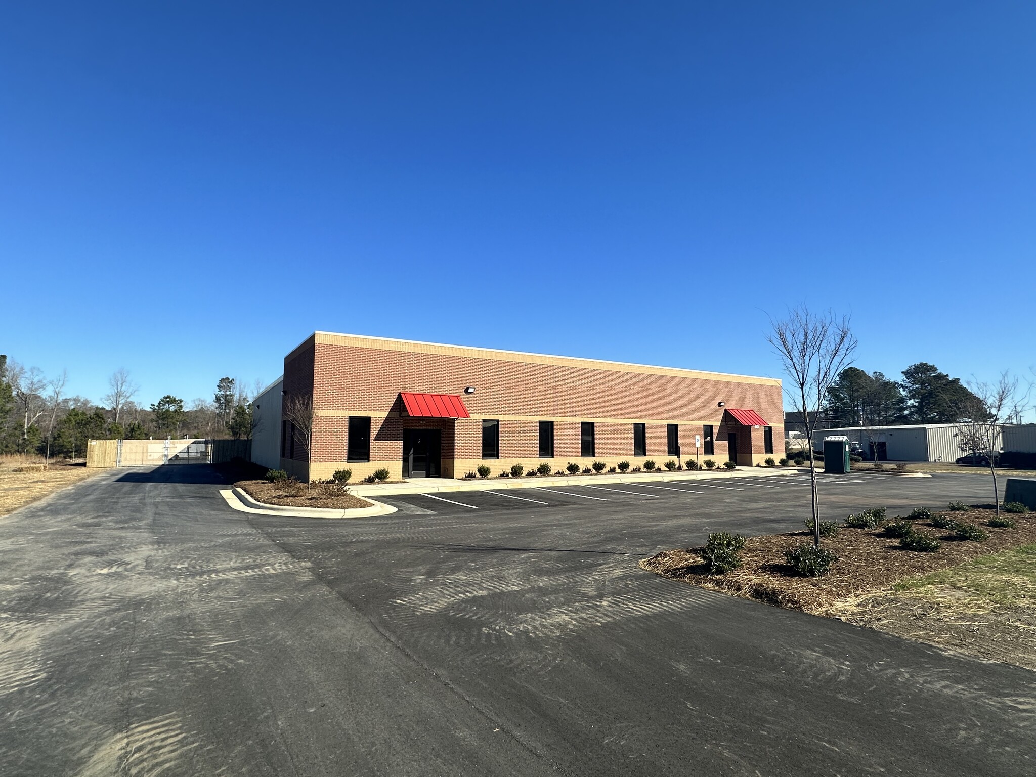 154 Airport Industrial, Clayton, NC 27520 - Flex for Lease | LoopNet