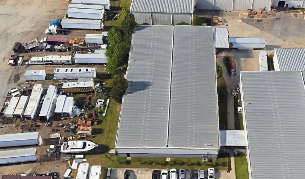 7609 Canoe Rd portfolio of 3 properties for sale on LoopNet.com - Building Photo - Image 2 of 7