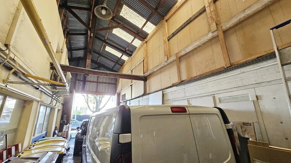 Flex in Le Perreux-sur-Marne for sale - Interior Photo - Image 2 of 16