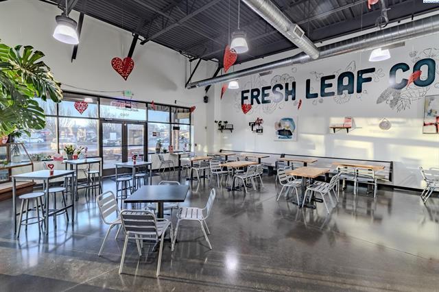 1080 George Washington Way, Richland, WA for sale - Interior Photo - Image 3 of 13