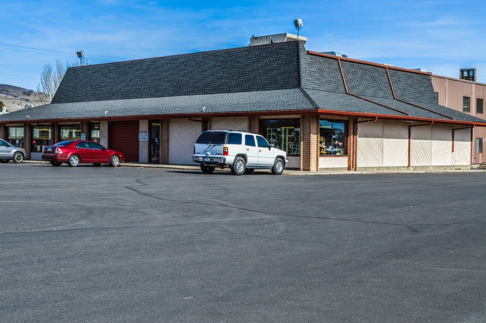 3226 S 6th St, Klamath Falls, OR for sale Building Photo- Image 1 of 1
