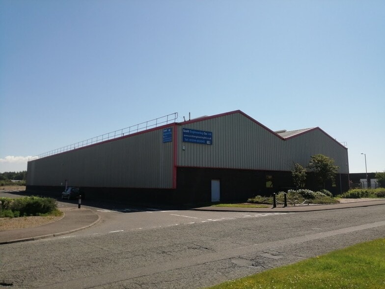 Units 1+2 First Ave, Stevenston for sale - Building Photo - Image 3 of 12