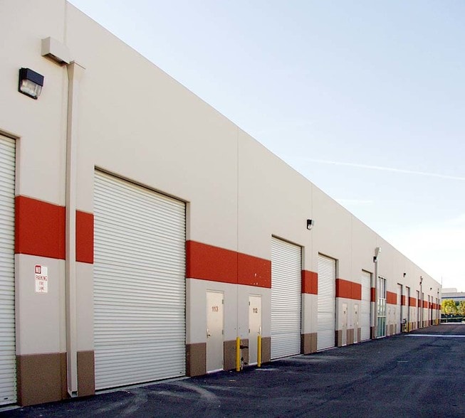 12711 Ramona Blvd, Baldwin Park, CA for lease - Building Photo - Image 3 of 46