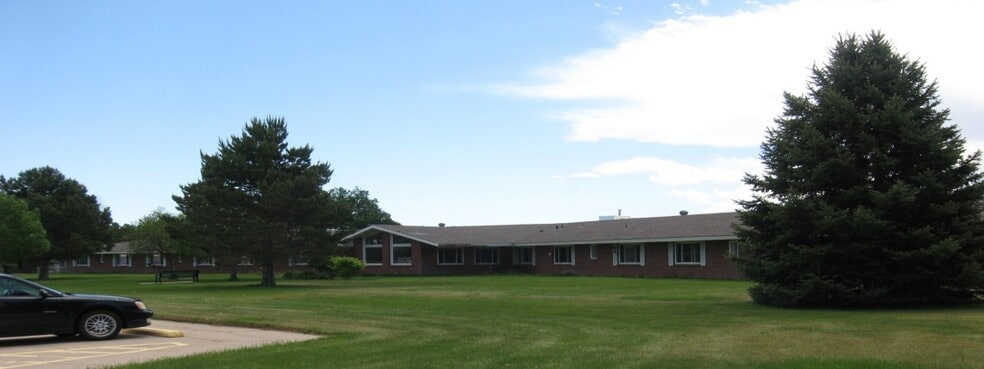 323 W 9th Ave, Yuma, CO for sale - Primary Photo - Image 1 of 8