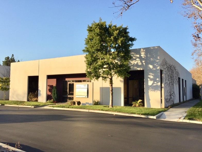 3350 Scott Blvd, Santa Clara, CA for lease - Building Photo - Image 1 of 2