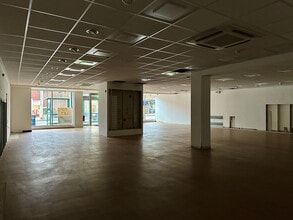 11-11B Bancroft, Hitchin for lease Interior Photo- Image 2 of 6