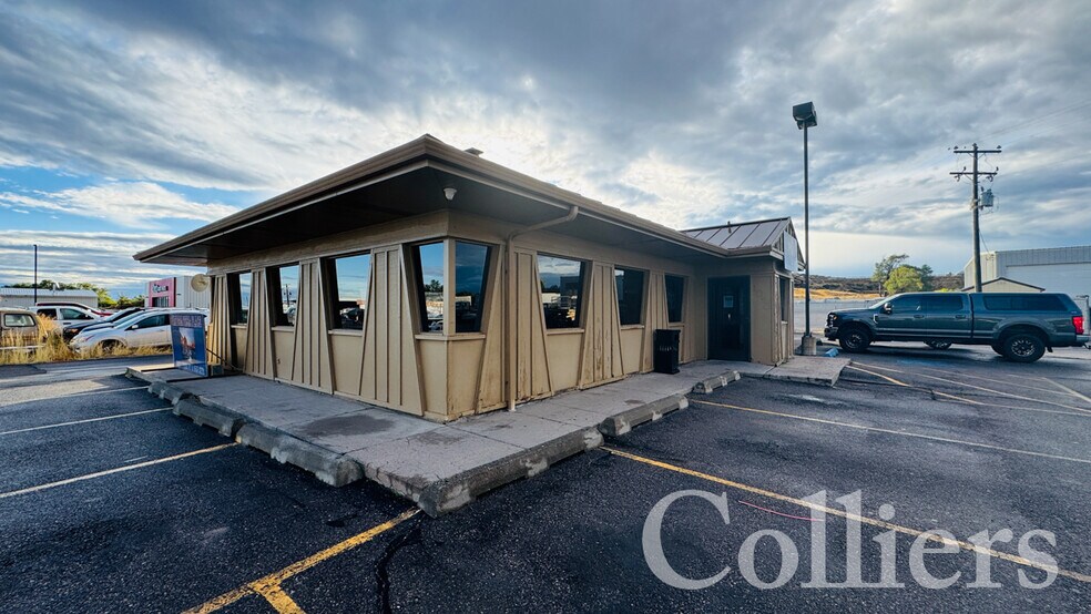 2840 Pocatello Ave, American Falls, ID for sale - Building Photo - Image 1 of 18