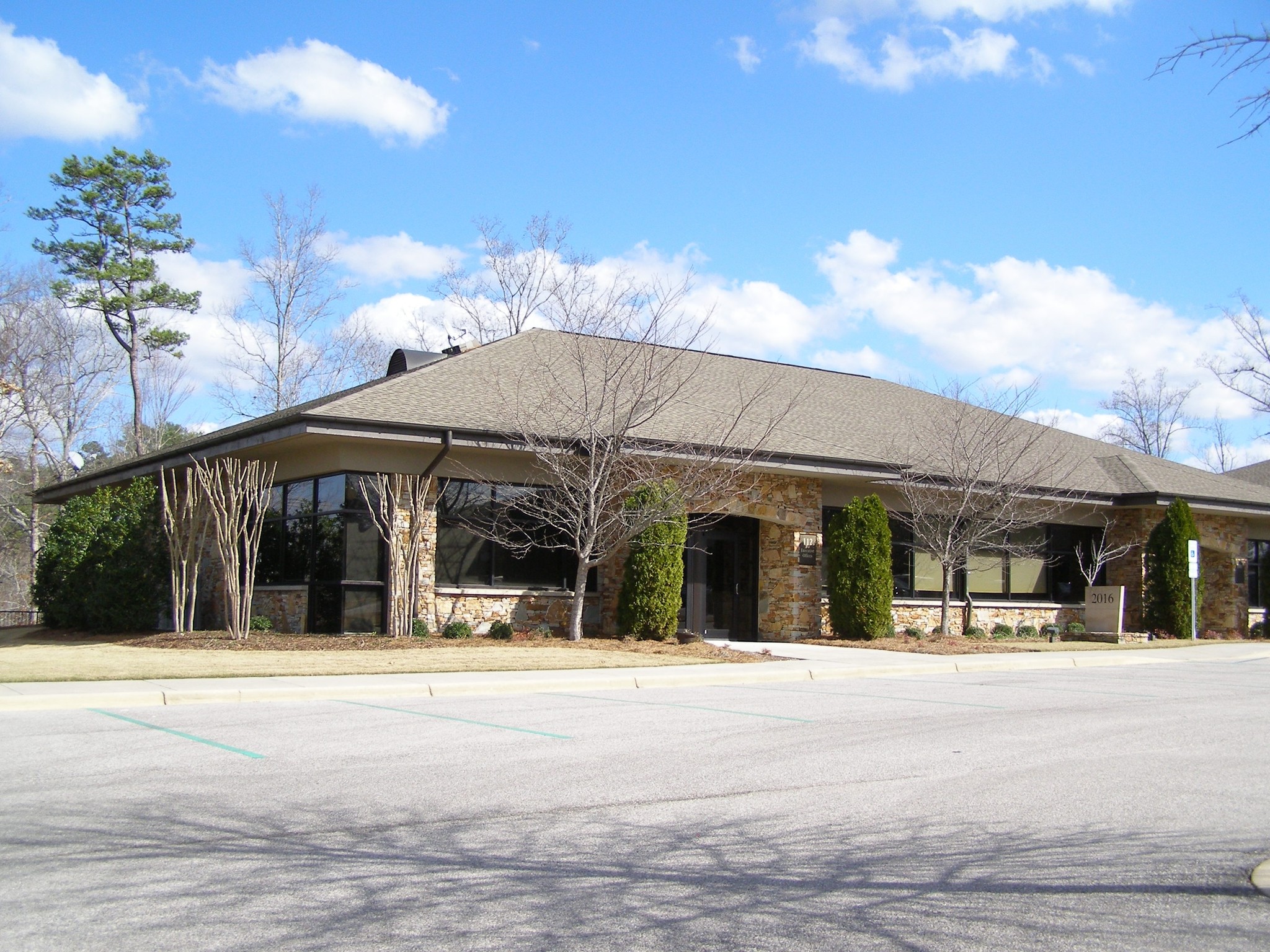 Office in Vestavia Hills, AL for sale Building Photo- Image 1 of 1