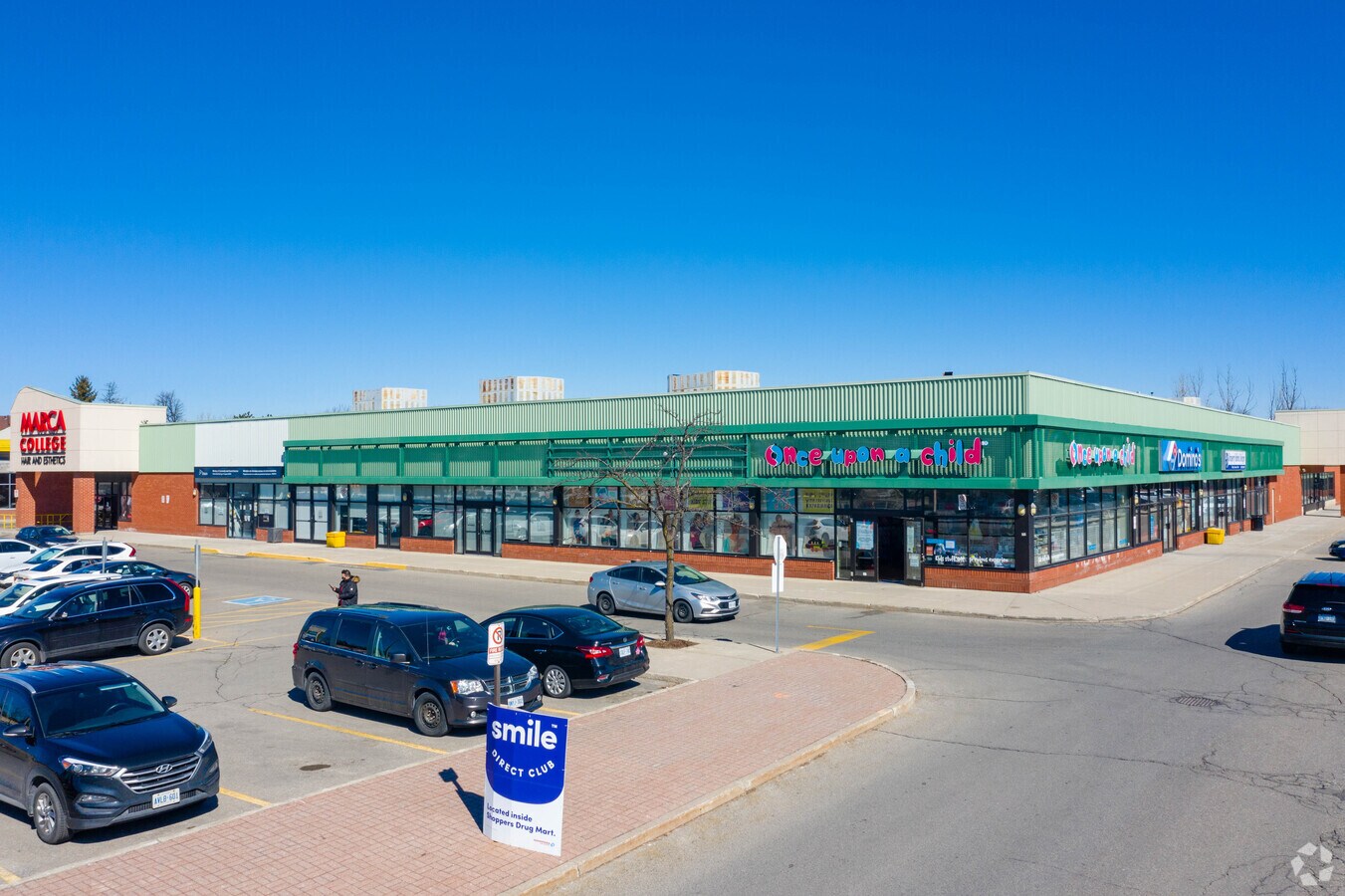 366374 Main St N, Brampton, ON L6V 4A4 Kingspoint Shopping Centre