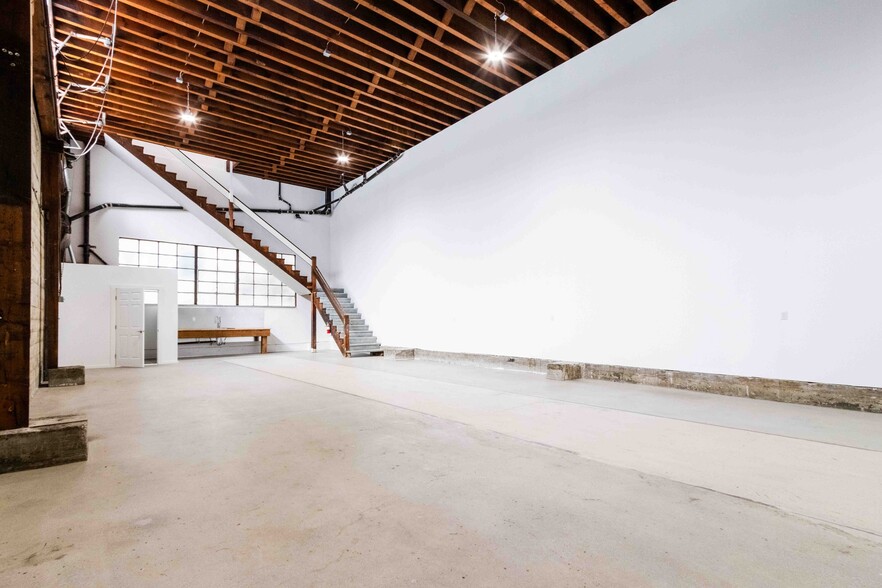 40 Isis St, San Francisco, CA for lease - Building Photo - Image 3 of 8
