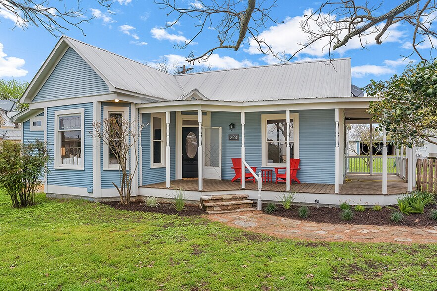 224 Loring St, Stonewall, TX for sale - Primary Photo - Image 1 of 1