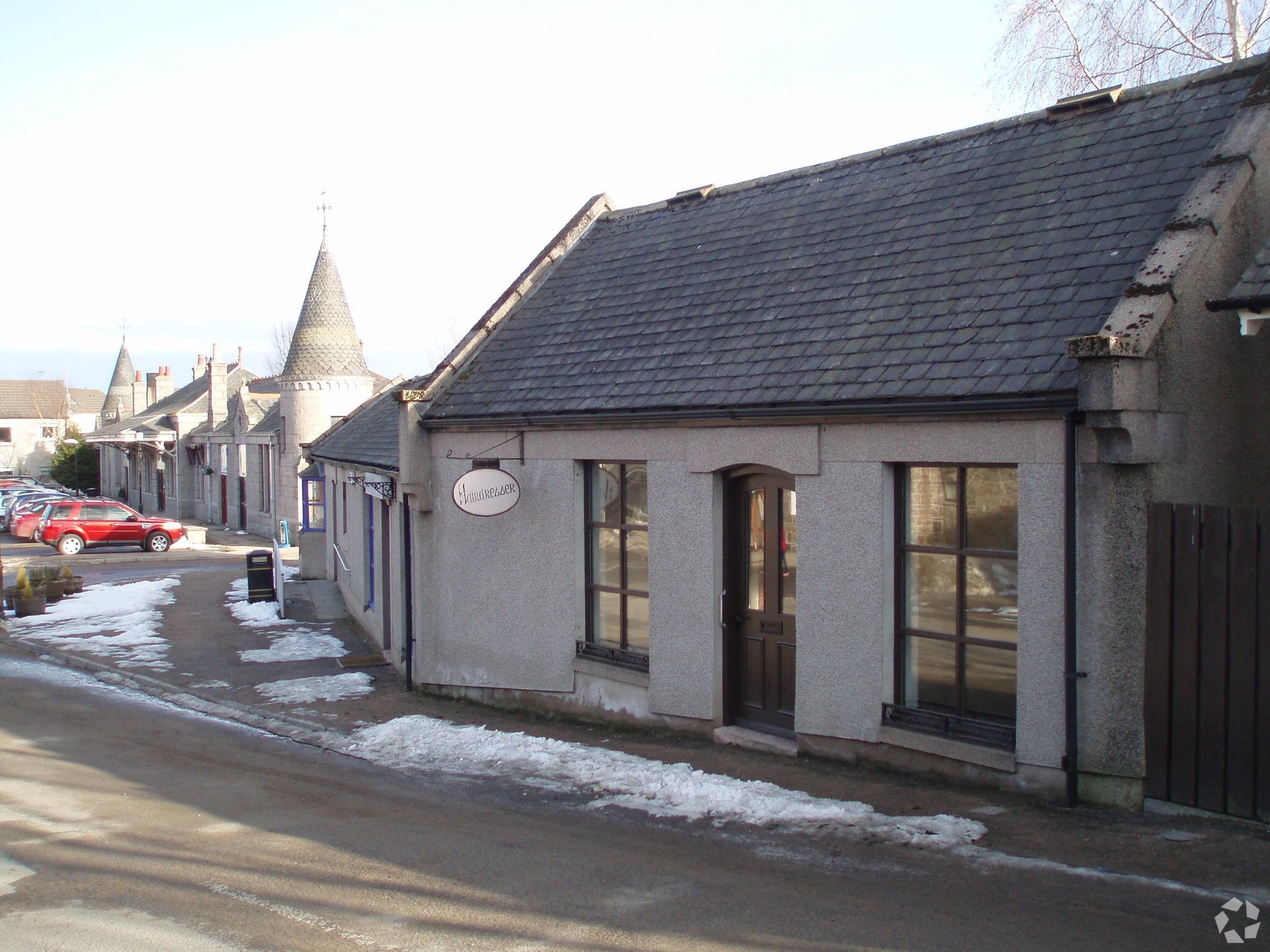 Station Sq, Aboyne for lease Primary Photo- Image 1 of 2