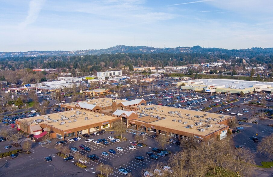 4470 SW Lombard Ave, Beaverton, OR for lease - Building Photo - Image 2 of 4