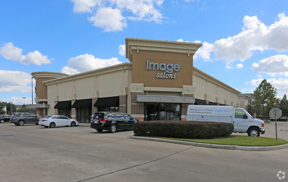 11691-11693 Westheimer Rd, Houston, TX for lease - Building Photo - Image 2 of 6