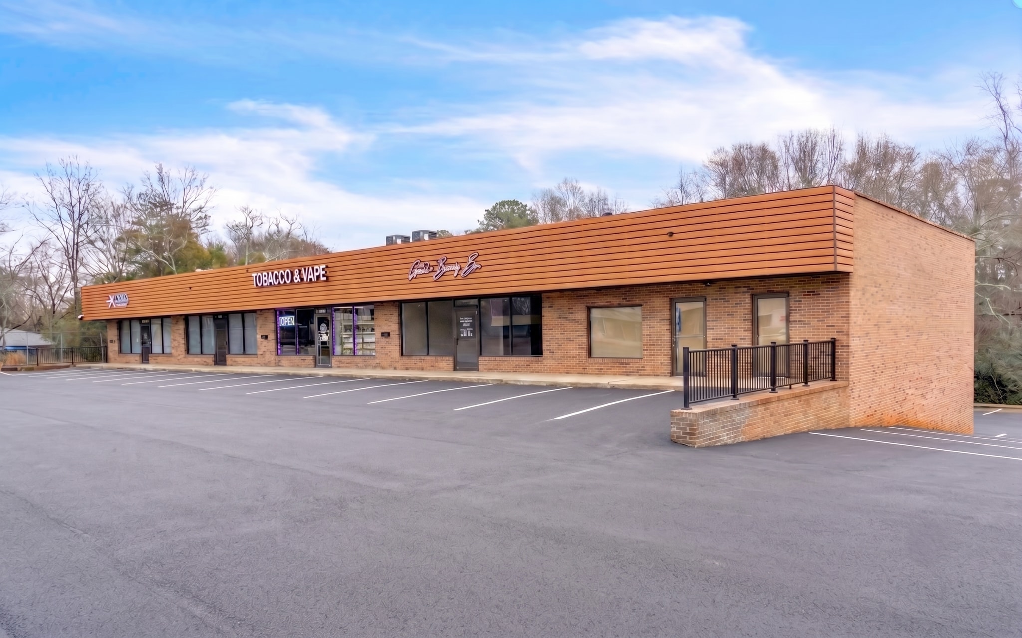 110 E Butler Rd, Mauldin, SC for sale Building Photo- Image 1 of 23