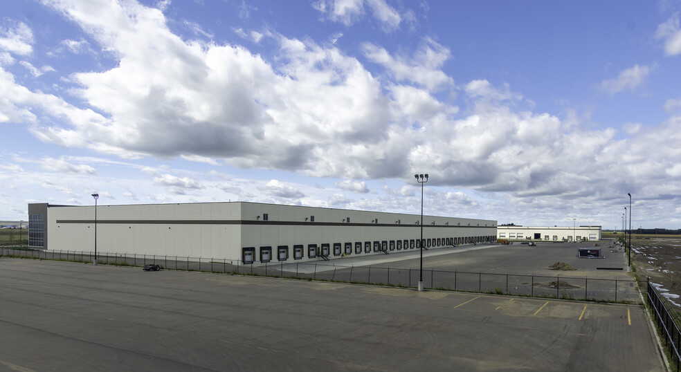 13106 93 Av SW, Edmonton, AB for lease - Building Photo - Image 3 of 3