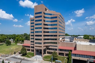 One Main Plaza - Call Center