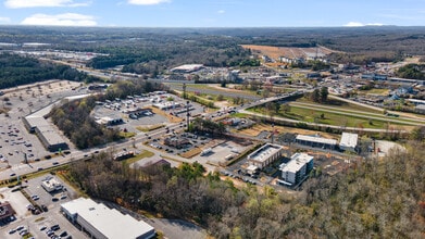 142 Hampton Ct, Commerce, GA - AERIAL  map view