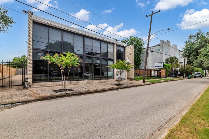 1834 Southmore Blvd, Houston, TX for lease - Building Photo - Image 3 of 39