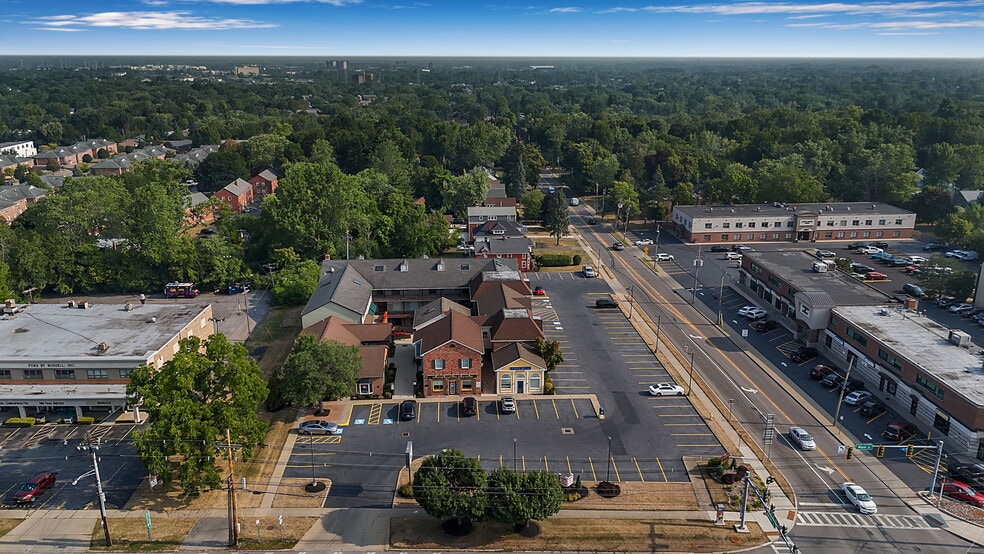 4476 Main St, Amherst, NY for lease - Building Photo - Image 2 of 3