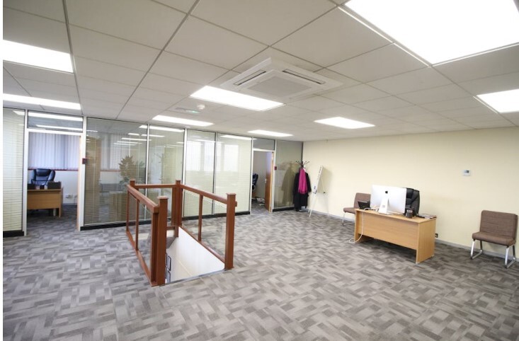 Britannia Way, London for lease Interior Photo- Image 1 of 2