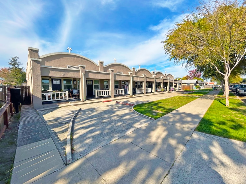 119 N Sherman Ave, Manteca, CA for sale - Building Photo - Image 2 of 6