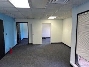 3502-3518 W Liberty Rd, Ann Arbor, MI for lease Interior Photo- Image 2 of 4