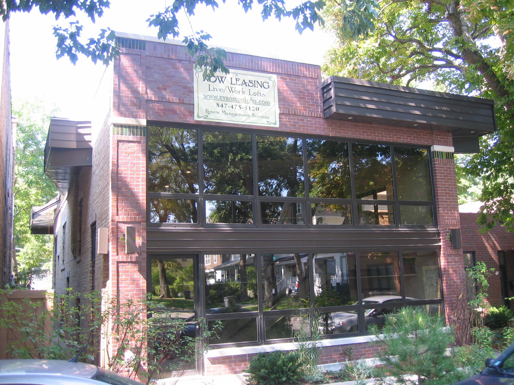 1128 Florence Ave E, Evanston, IL for sale Primary Photo- Image 1 of 1