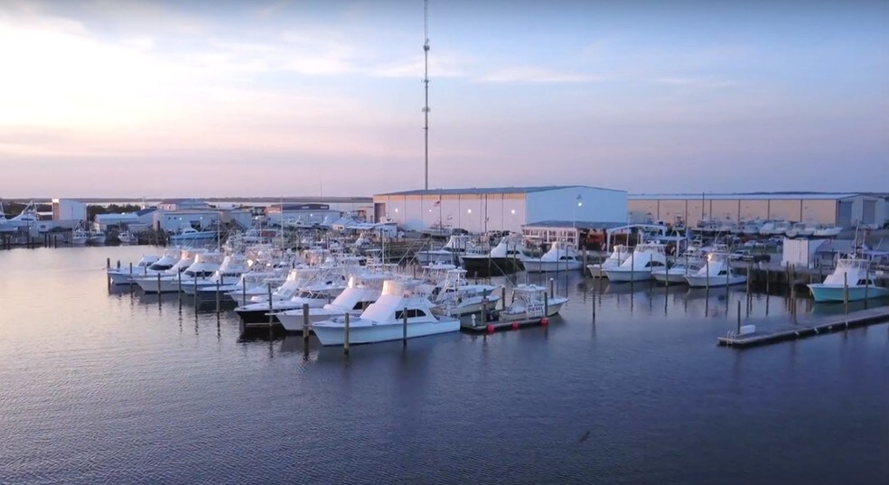 708 Harbor Rd, Wanchese, NC, 27981 Marina Property For Sale