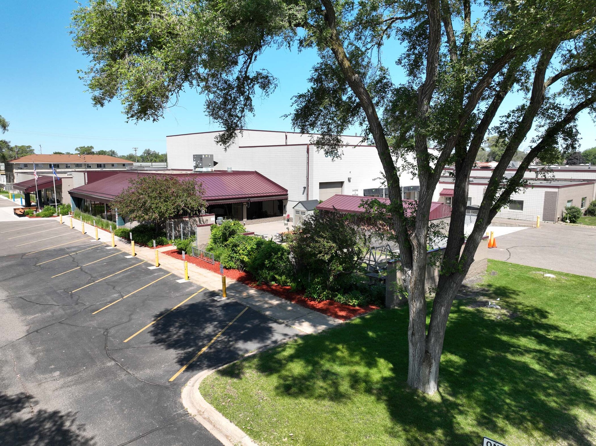 8406 Sunset Rd NE, Spring Lake Park, MN for sale Building Photo- Image 1 of 3