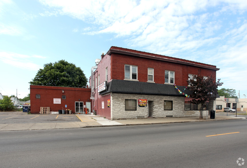 2901 Pine Ave, Niagara Falls, NY for sale - Primary Photo - Image 1 of 1