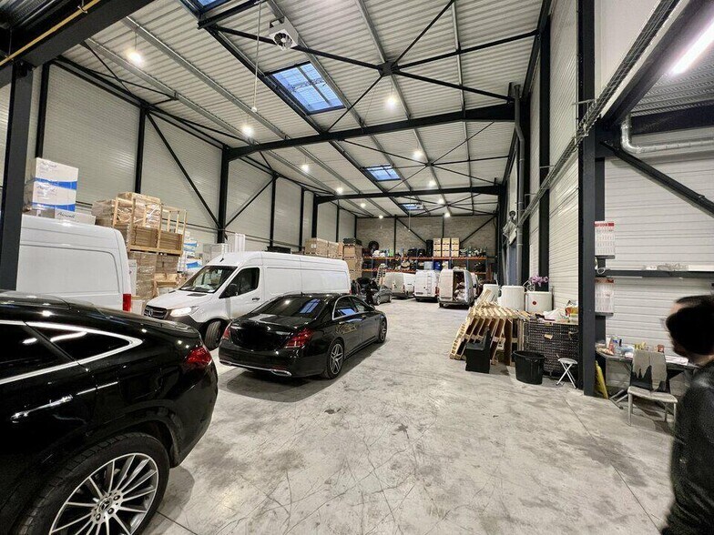 Flex in Tremblay-en-France for sale - Interior Photo - Image 2 of 3