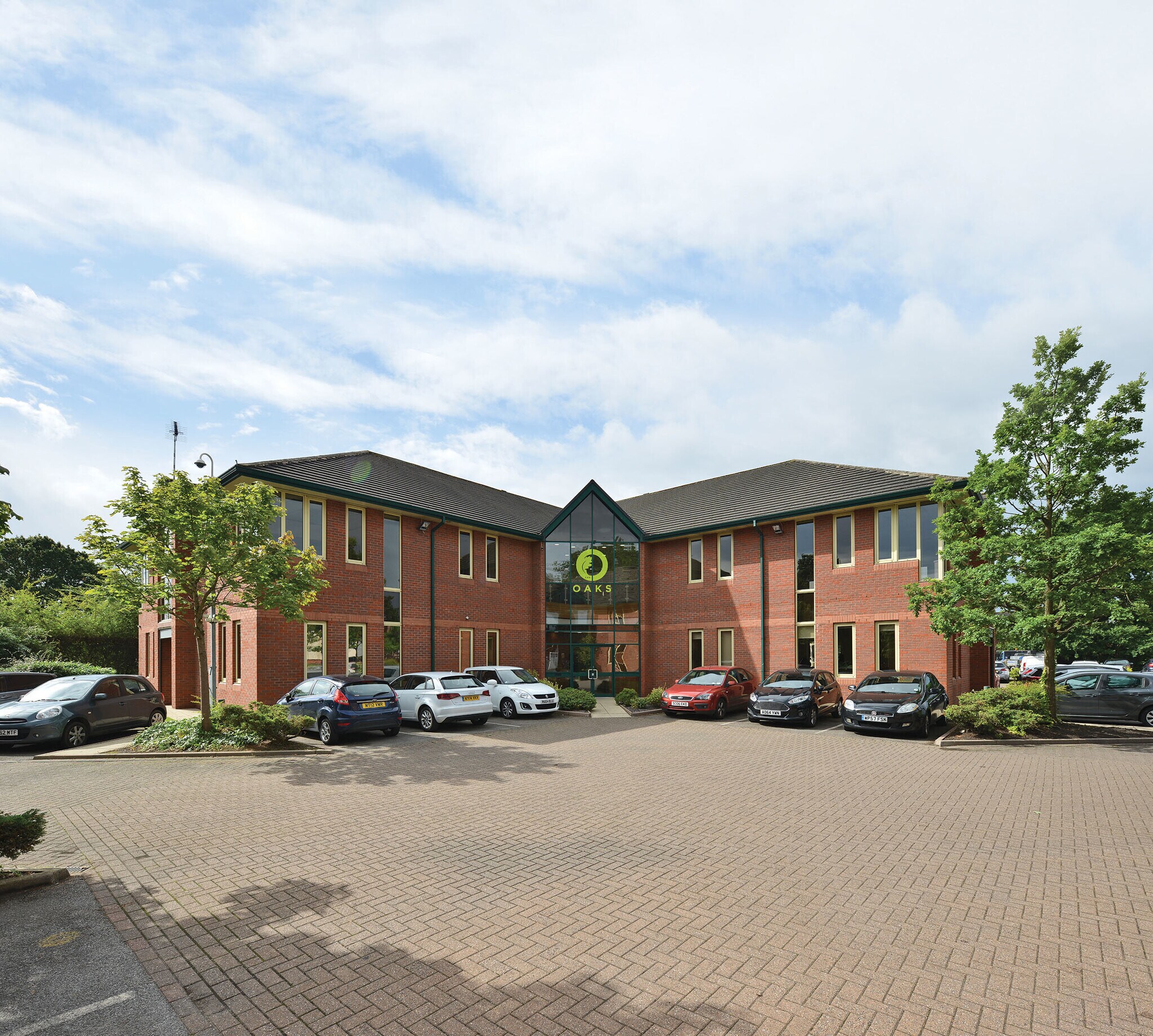 Crewe Rd, Manchester for lease Building Photo- Image 1 of 6