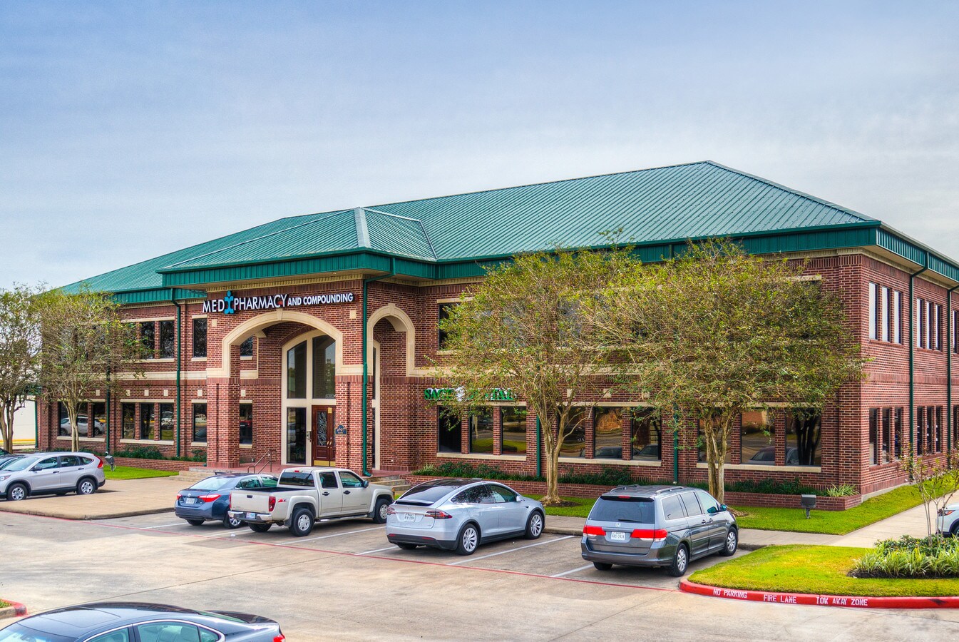 6302 W Broadway St, Pearland, TX 77581 Pearland Office Building