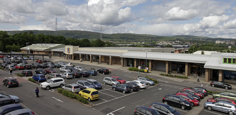 Bridgewater Pl @ Units 1-13C & 16-16B, Erskine for sale - Primary Photo - Image 1 of 5