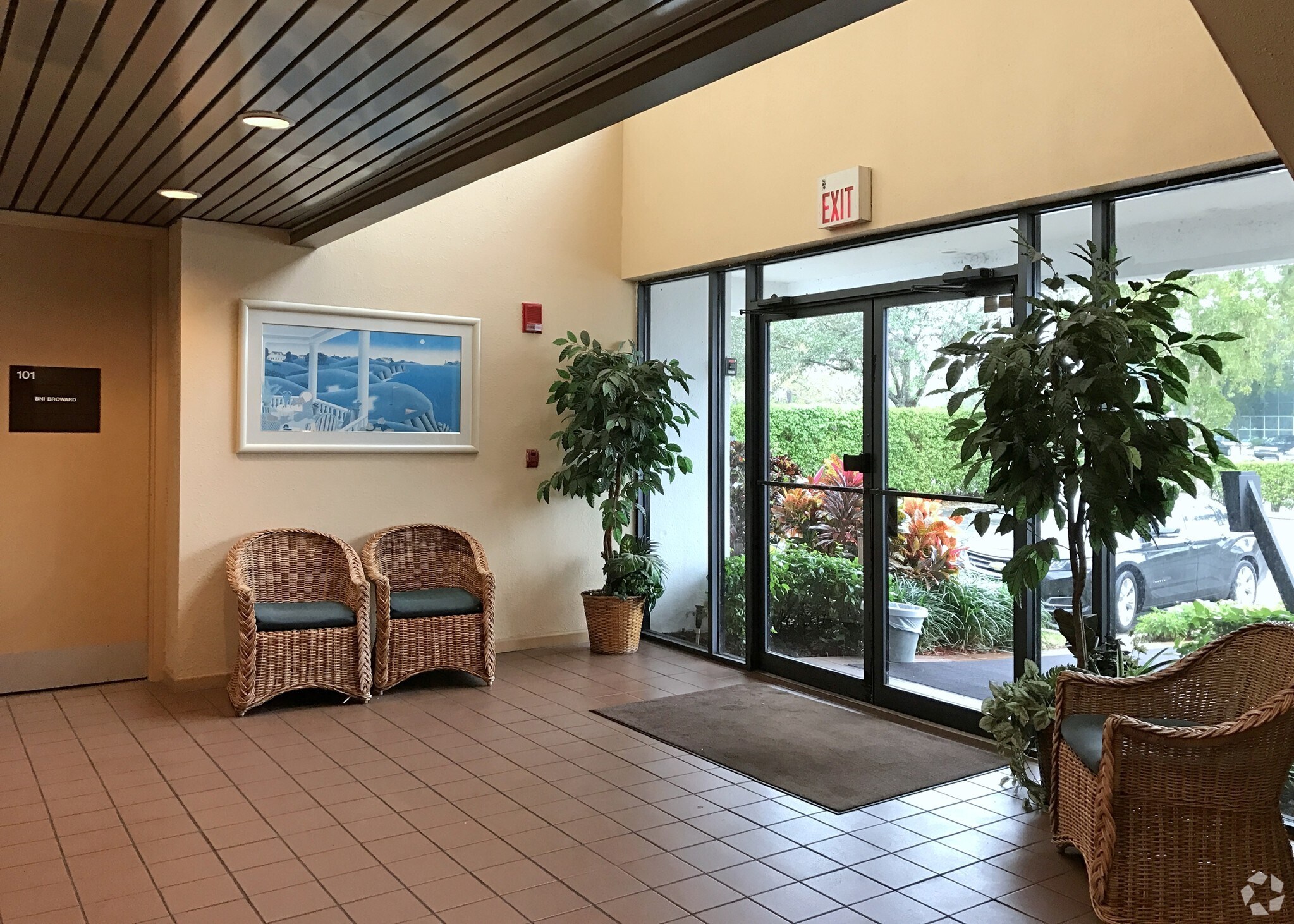 3500 Gateway Dr, Pompano Beach, FL 33069 Campbell Property Management Building