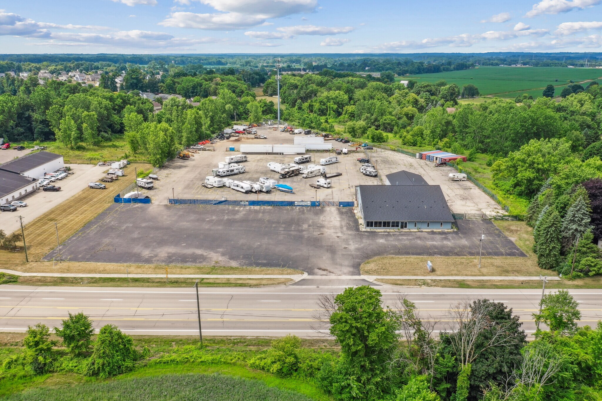 4500 Remembrance Rd NW, Grand Rapids, MI for lease Building Photo- Image 1 of 13