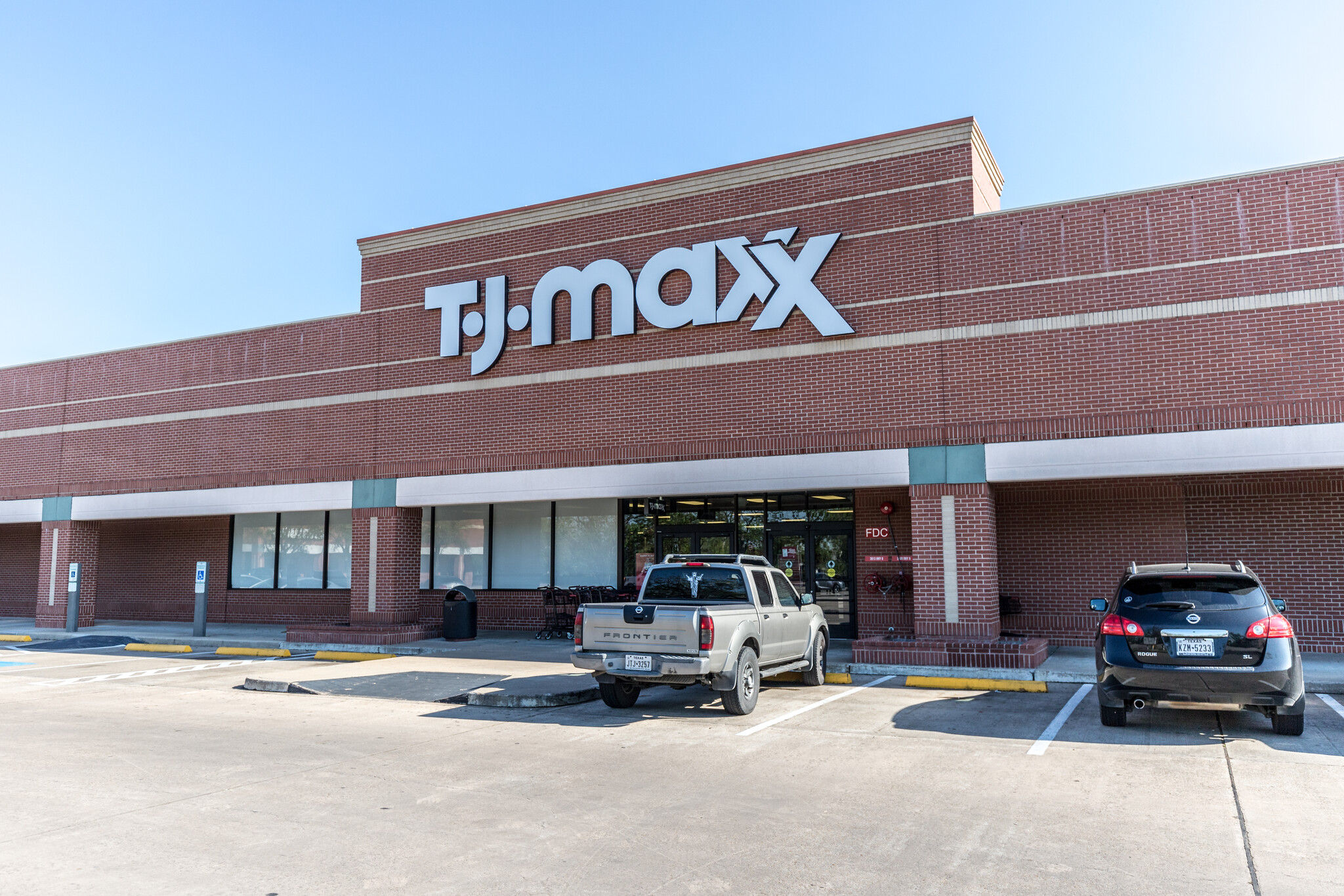 3551 Highway 6, Sugar Land, TX for lease Building Photo- Image 1 of 11