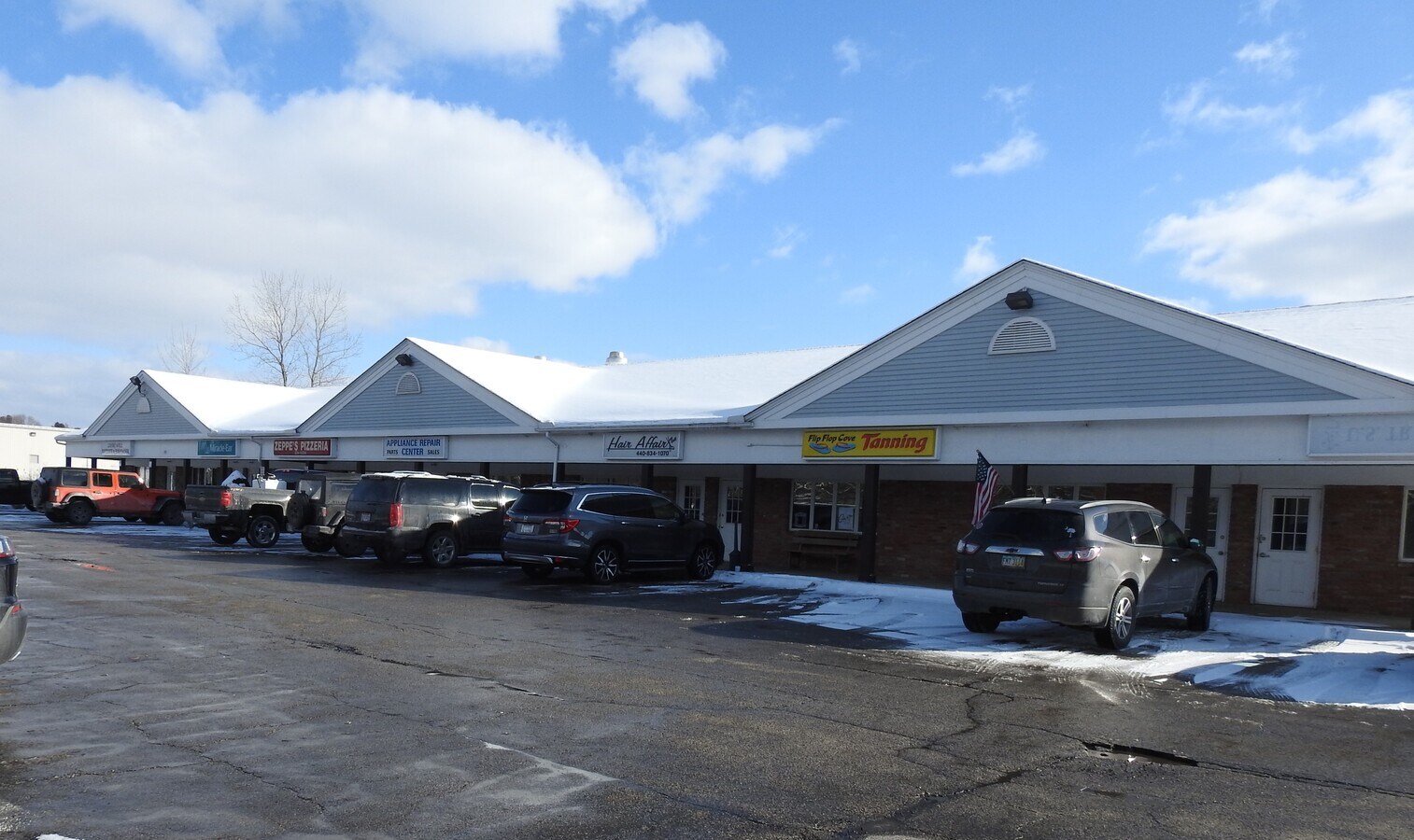 15065 Kinsman Rd, Middlefield, OH 44062