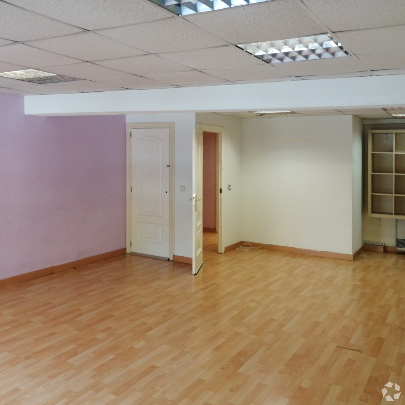 Office in Móstoles, Madrid for lease Interior Photo- Image 1 of 2