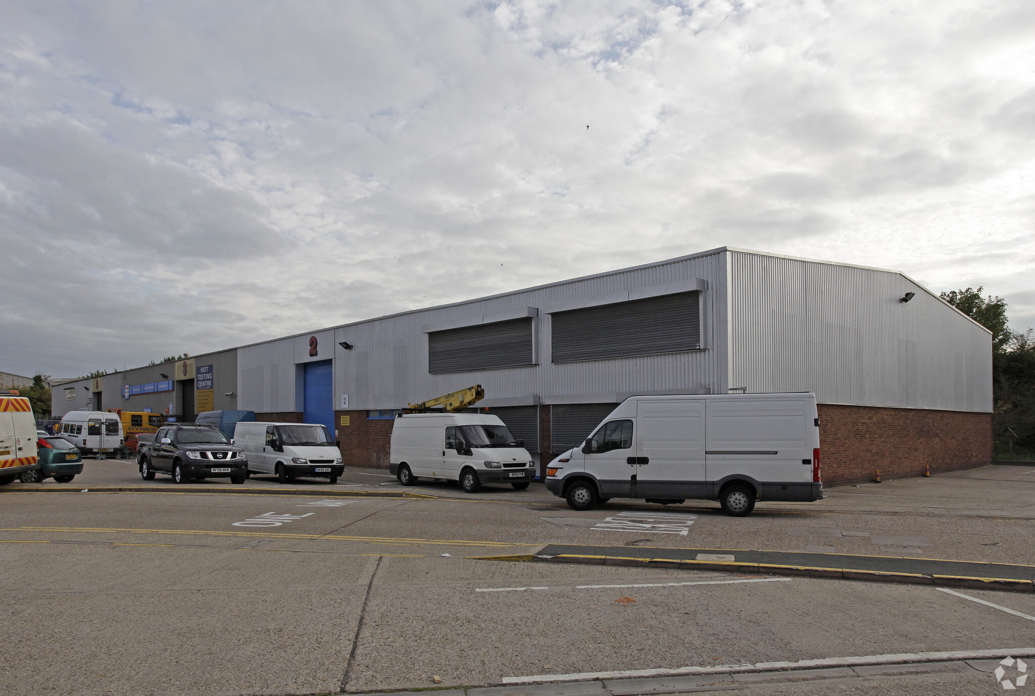 Thames Rd, Crayford for sale Primary Photo- Image 1 of 1
