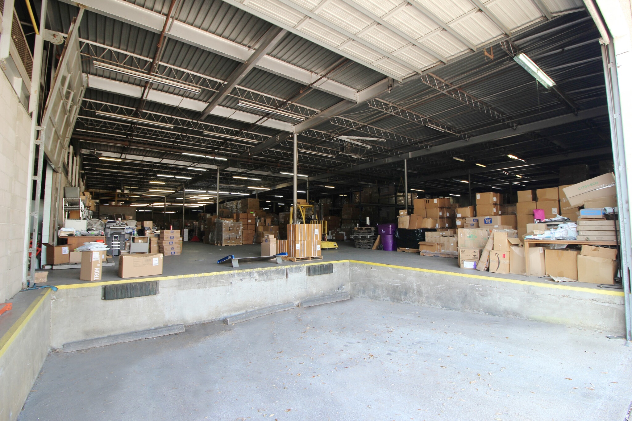3810 Dacoma St, Houston, TX for lease Building Photo- Image 1 of 1