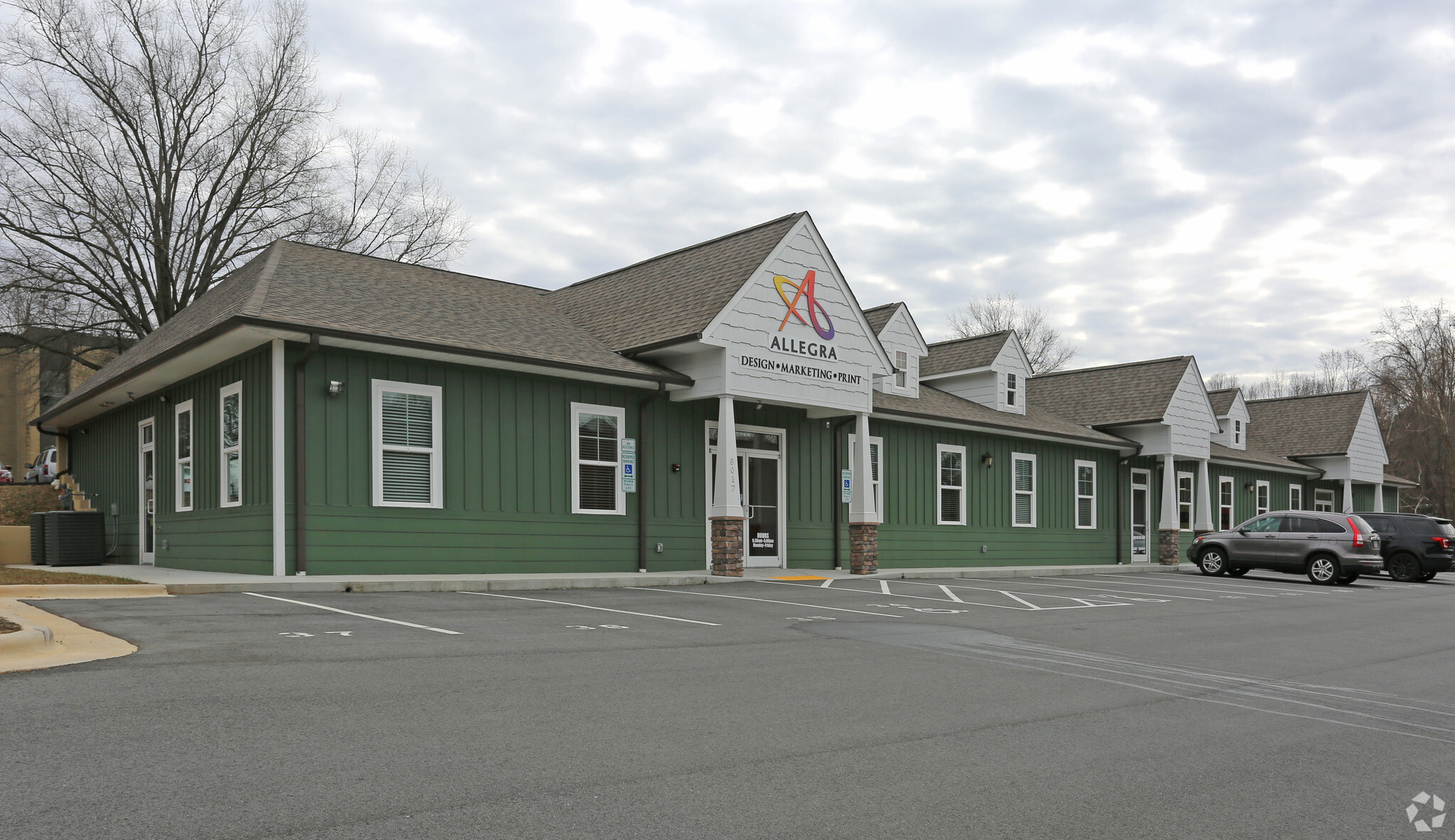 8017 N Point Blvd, Winston-Salem, NC for sale Primary Photo- Image 1 of 1