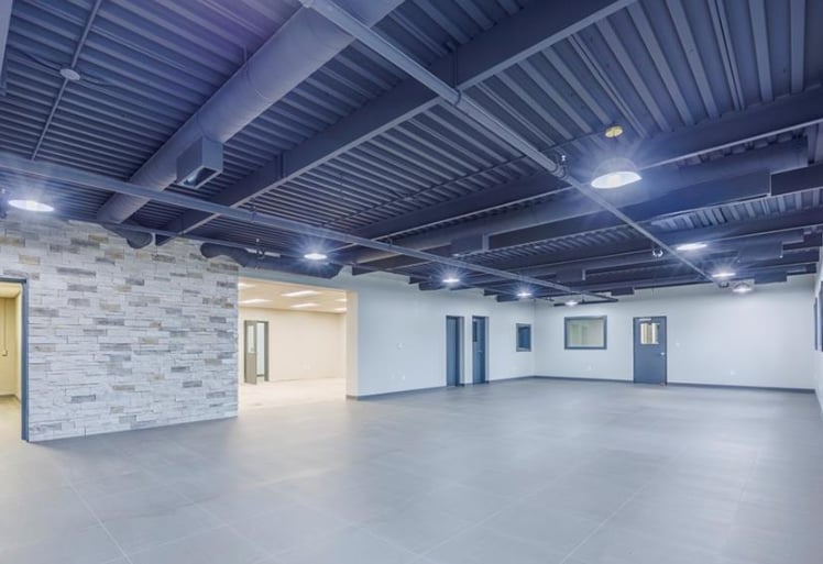 100 Townline Rd, Tillsonburg, ON for lease - Interior Photo - Image 3 of 14