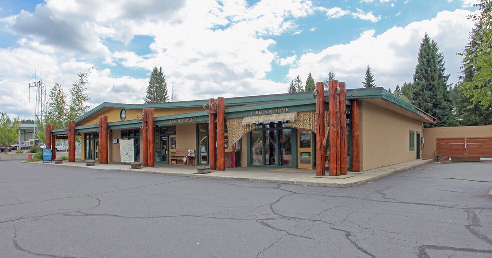 136 E Lake St, Mccall, ID for sale - Building Photo - Image 1 of 1