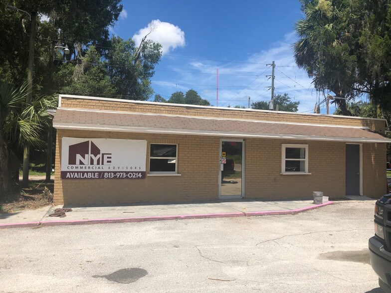 1635 Paul S Buchman Hwy, Zephyrhills, FL for sale - Primary Photo - Image 1 of 1