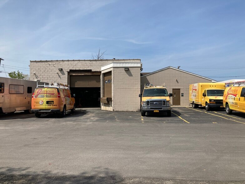 1320 Military Rd, Kenmore, NY for sale - Building Photo - Image 1 of 1