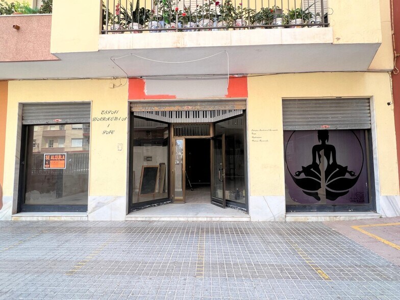 Pla?A Auditorio Moreno Gans, 5B, Algemesí, Valencia for lease - Building Photo - Image 3 of 6