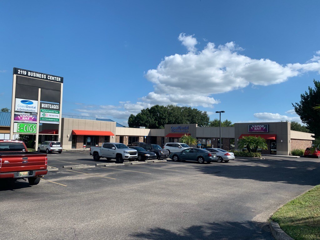 2119 W Brandon Blvd, Brandon, FL, 33511 Office/Retail Space For Lease